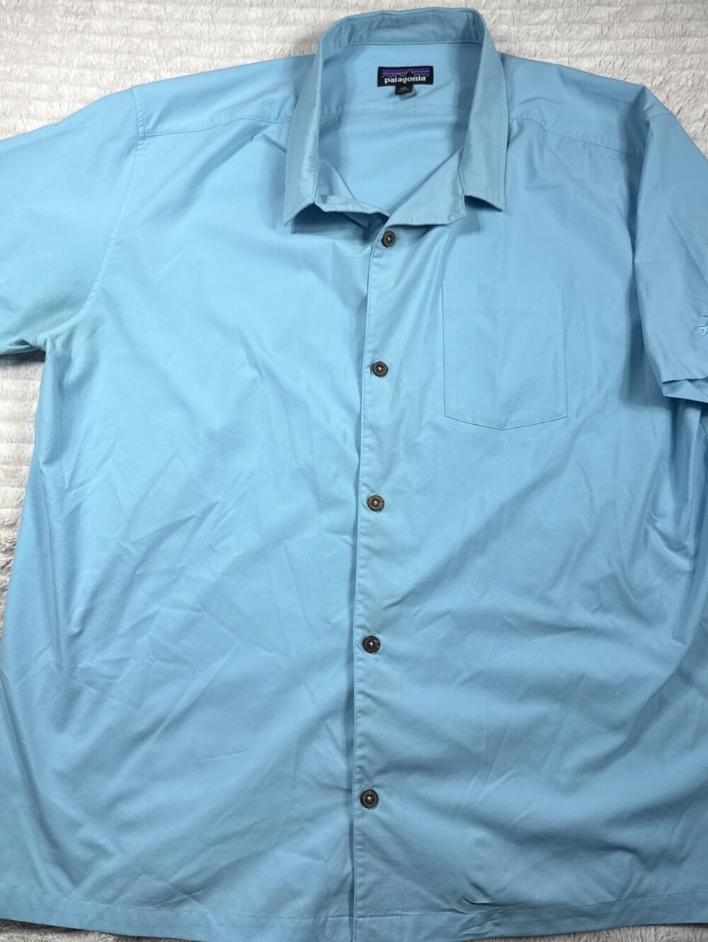 Patagonia Men Button Shirt XXL Blue Flying Fish Logo Regular Fit Polyester 86205